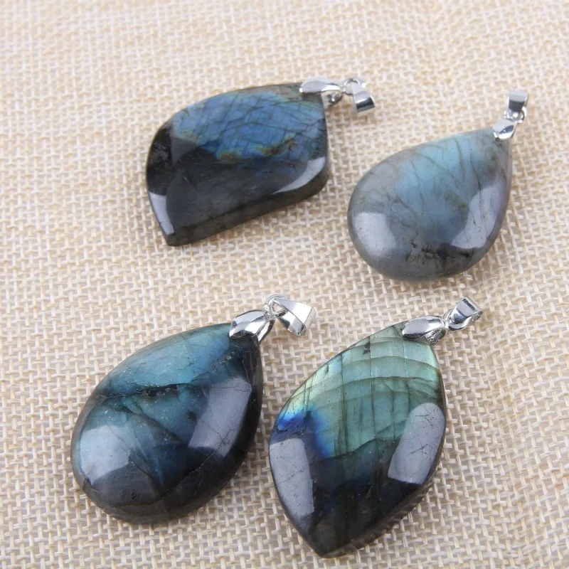 Natural Irregular Labradorite Pendant Necklace for Women Men Natural Stone Pendant Necklace Jewelry - Image 2