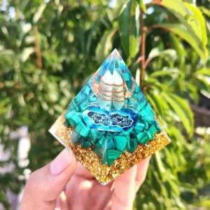 Fortune Lucky Pyramid Figurine Drop Glue Energy Orgone Evil Eye Ornament Resin Crystal Stone Evil Eye Pyramid Decor Crafts